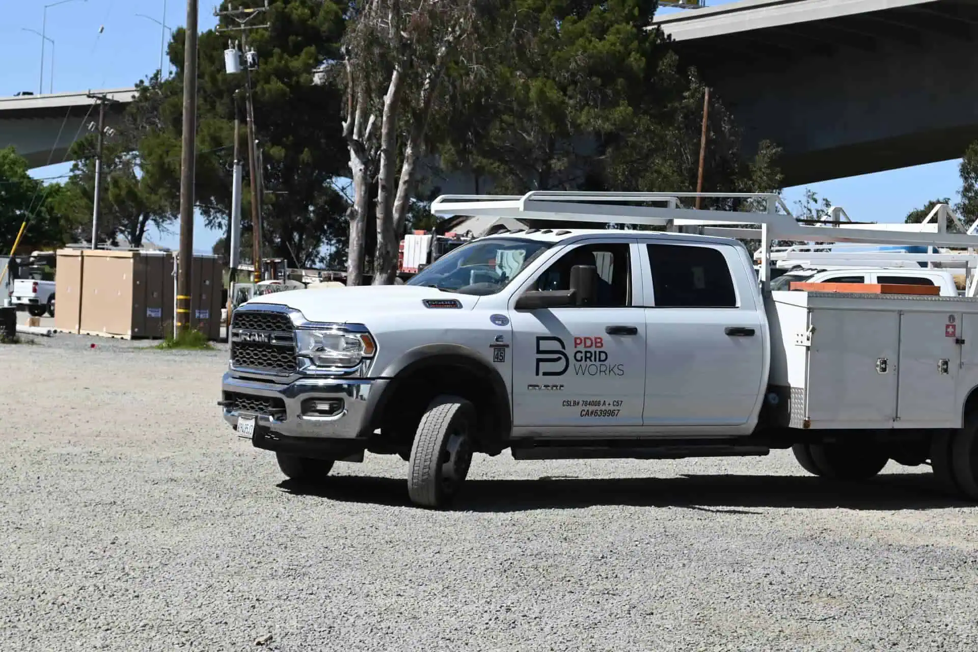 Electric Civil - Crew Truck