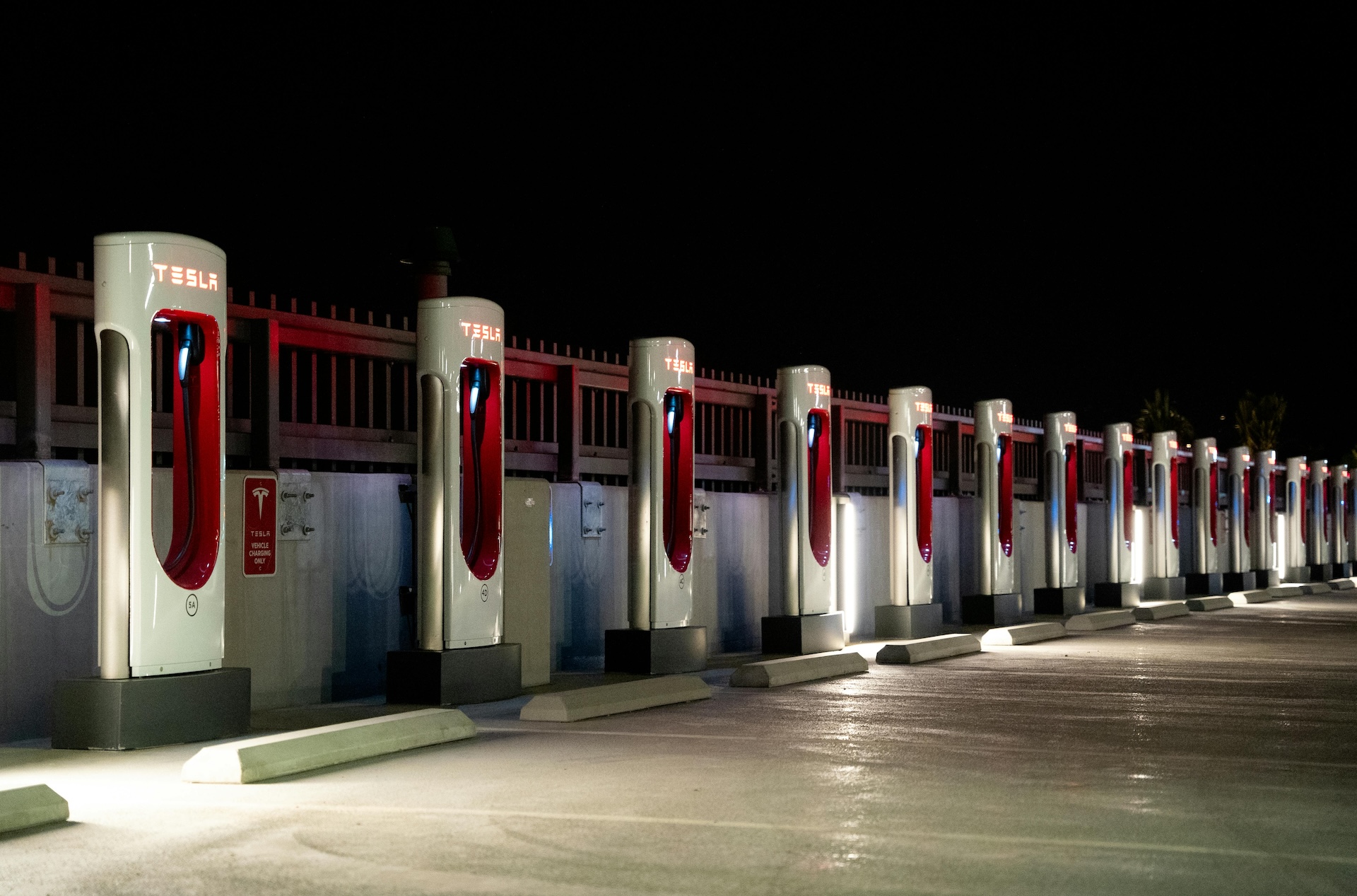 Tesla Ev Station