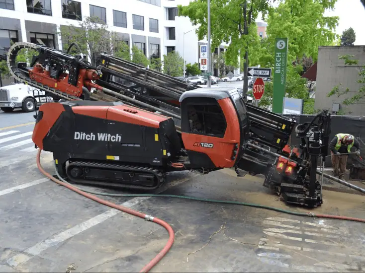Ditch-Witch-AT-120-2